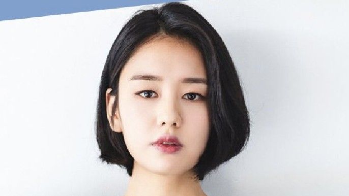 Ahn Eun Jin as Jin Se Kyung in Goodbye Earth 