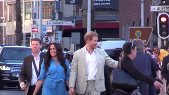 meghan-markle-prince-harry-shock-sussexes-might-still-make-a-balcony-appearance-at-queens-platinum-jubilee-celebration-royal-correspondent-richard-palmer-claims