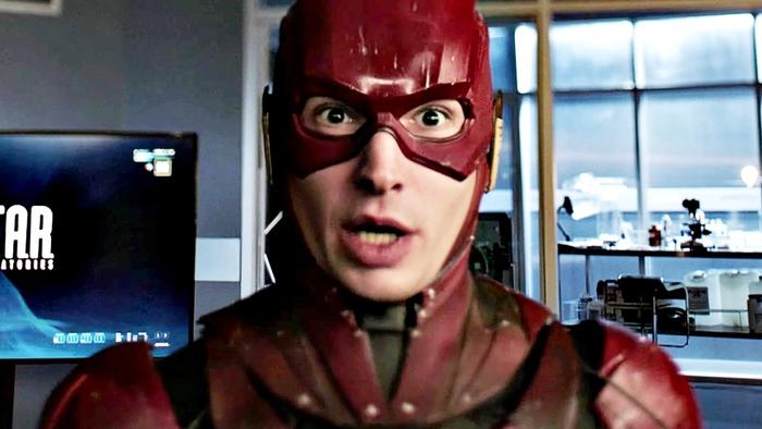 DCU Fans Love the Idea of Ezra Miller’s ‘Familiar’ The Flash Replacement