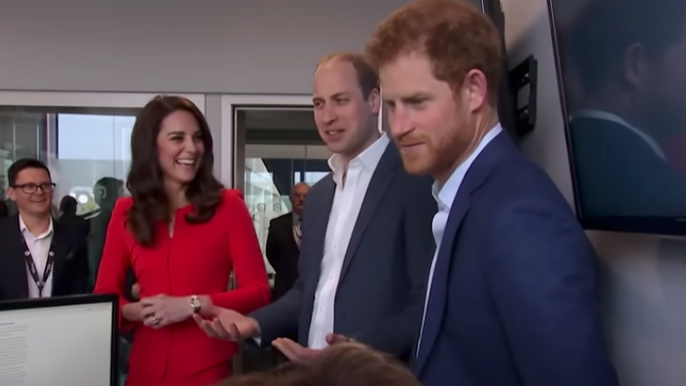 prince-harry-jealous-of-prince-william-kate-middletons-luxurious-apartment-meghan-markles-husband-admits-being-embarrassed-by-ikea-lamps-second-hand-sofa-in-nottingham-cottage