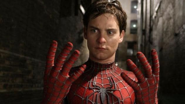 Tobey Maguire spider-man suit in spider-man 2