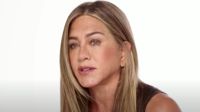is-jennifer-aniston-interested-in-getting-married-again-after-brad-pitt-justin-theroux-morning-show-star-says-id-love-a-relationship