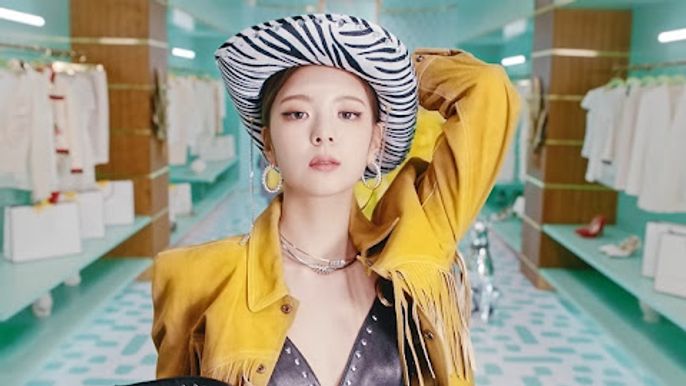 itzy-lia-net-worth-2022-groups-main-vocalist-reportedly-the-wealthiest-member