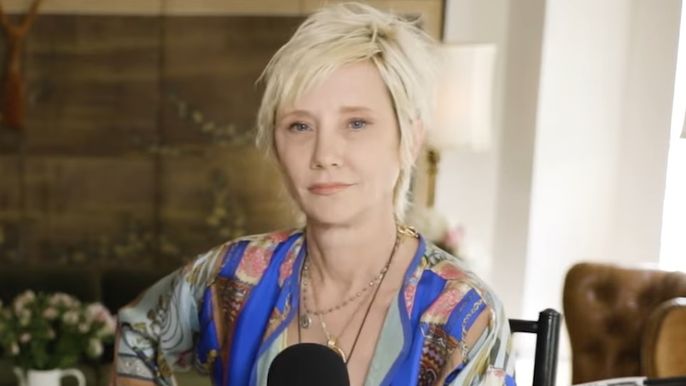 ellen-degeneres-gives-rare-update-about-her-relationship-with-ex-girlfriend-anne-heche-days-after-actresss-accident