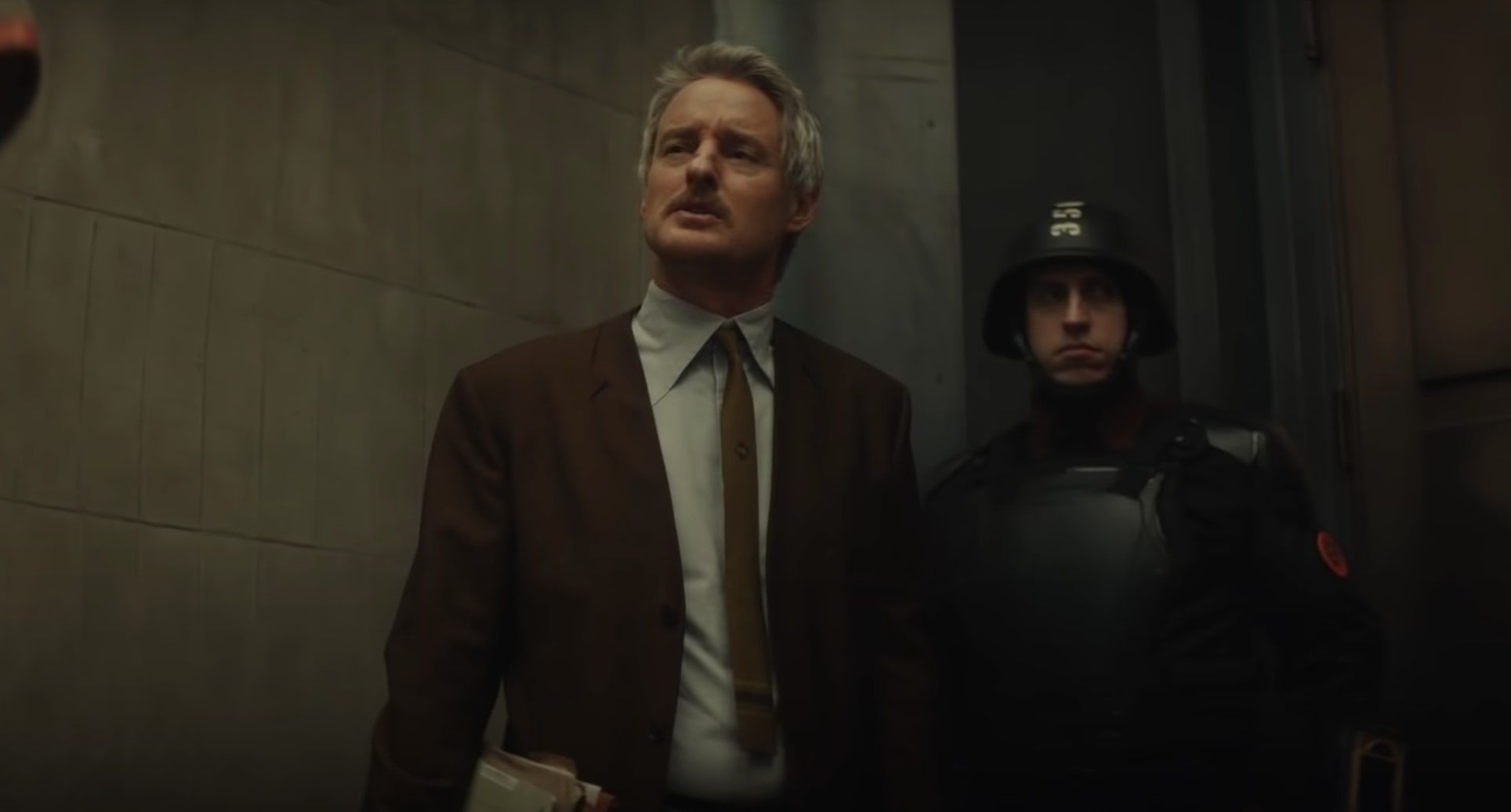 Loki Series Clip Introduces Owen Wilson S Mysterious Agent Mobius