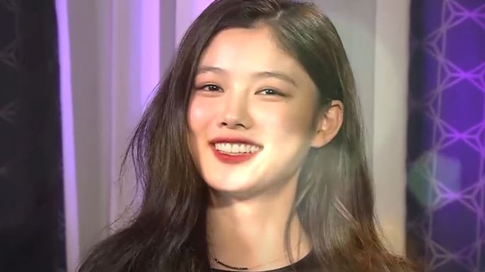  kim-yoo-jung-new-kdrama-20th-century-girl-actress-in-talks-to-star-in-new-fantasy-rom-com-with-song-kang
