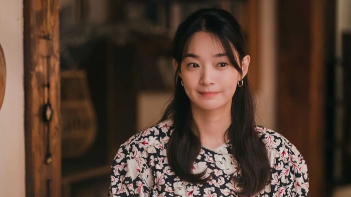 Shin Min Ah Heartbreak Actress Fails To Enjoy Hometown Cha Cha Cha Post Projects Because Of Kim Seon Ho And Ex Girlfriend S Abortion Controversy