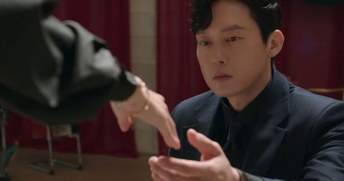 seo-ye-ji-new-k-drama-eve-scores-high-viewership-record-despite-19-rating-age-gap-controversy

