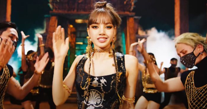 BLACKPINK Lisa Reveals Favorite Choreography Among Their Songs: Is It BOOMBAYAH Or Whistle?