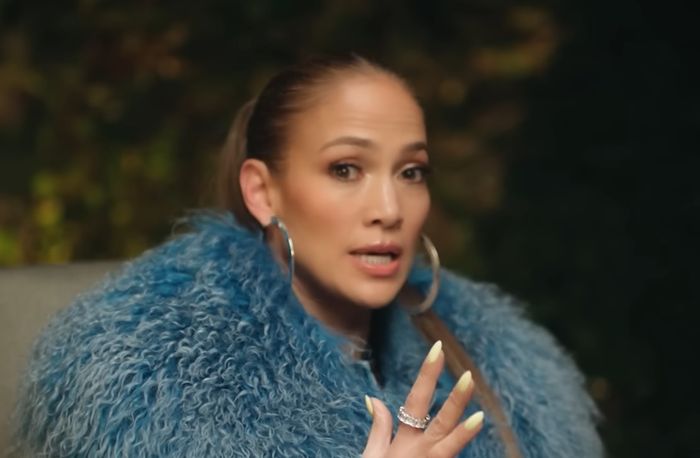 jennifer-lopez-jennifer-garner-extremely-cordial-ahead-of-blended-familys-first-christmas-together-bennifer-allegedly-will-host-a-christmas-celebration-with-their-5-children