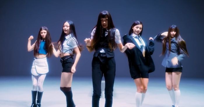 newjeans-controversy-girl-groups-agency-clarifies-rumors-regarding-cookies-lyrics
