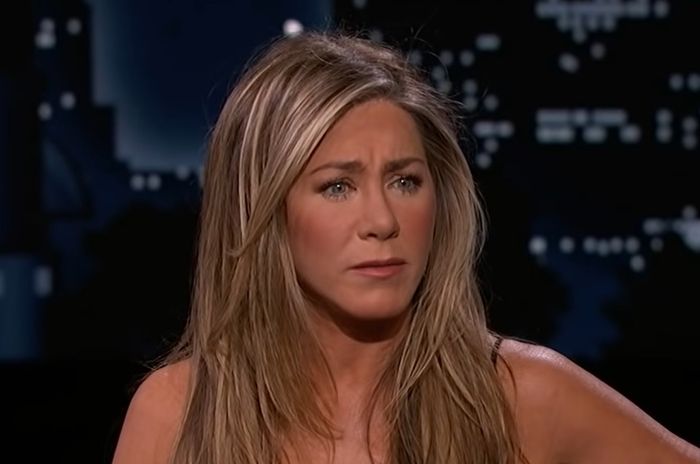 jennifer-aniston-shock-brad-pitts-ex-wife-has-regular-late-night-calls-with-lenny-kravitz-a-listers-planning-to-go-out-on-a-date
