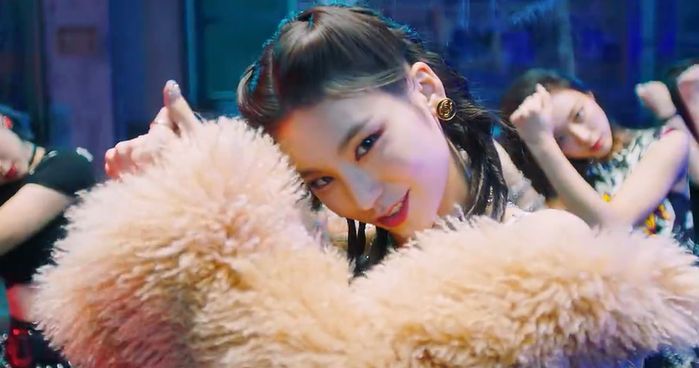 itzy-reaches-400-million-views-for-the-first-time-with-wannabe