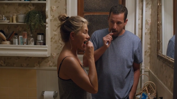 murder-mystery-2-showcases-incredible-chemistry-between-sandler-aniston-writer-says