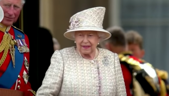 queen-elizabeth-shock-british-monarch-sparks-concern-hasnt-been-seen-in-public-after-prince-philips-memorial-service