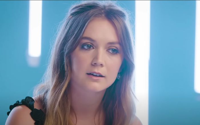 billie-lourd-net-worth-how-much-fortune-does-late-carrie-fishers-daughter-own