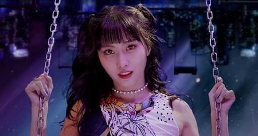 why-twice-momo-enjoys-constantly-trying-new-beauty-makeup-looks