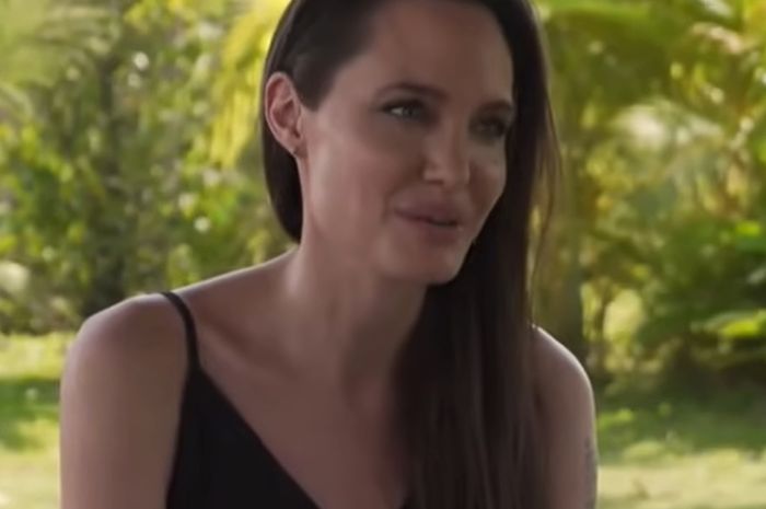 angelina-jolie-revelation-eternals-star-thinks-memories-dont-hold-her-back-despite-failed-marriages-ongoing-custody-battle-admits-shes-damaged