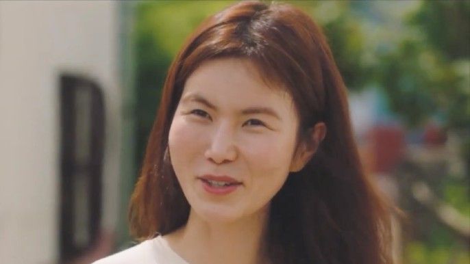 Gong Min Jung as pyo mi-seon in Hometown cha-cha-cha 