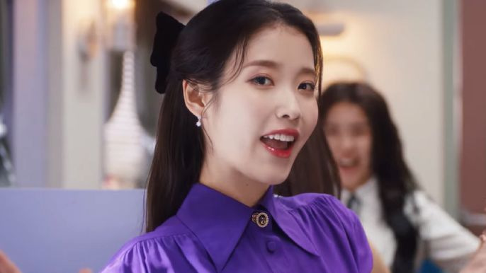 iu-boyfriend-2021-strawberry-moon-hitmaker-sparks-dating-rumors-with-new-songs