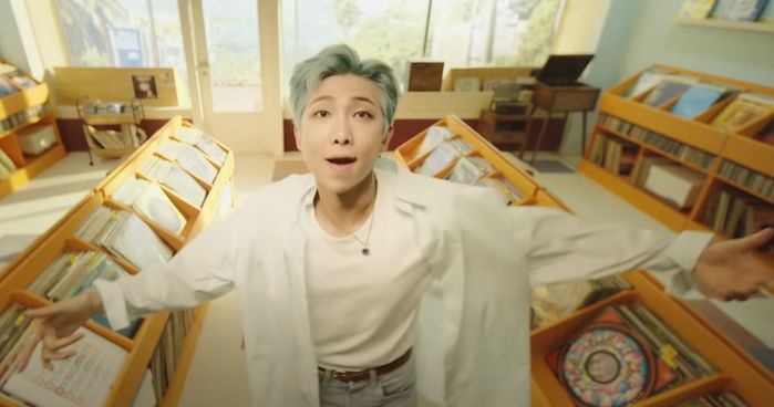 bts-shock-army-shows-unmatched-respect-toward-rm-amid-groups-vacation
