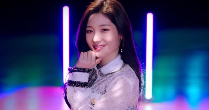 dia-chaeyeon-reveals-more-details-about-character-in-new-drama-golden-spoon