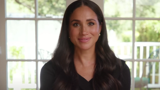 How Meghan Markle Keeps Her Naturally Curly Hair Straight?