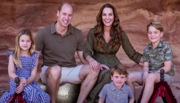 kate-middleton-prince-william-heartbreak-family-photo-on-christmas-card-criticized-for-not-being-festive