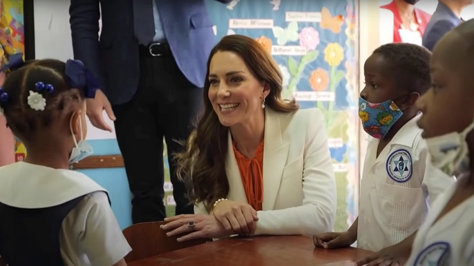 kate-middleton-heartbreak-prince-williams-wife-shockingly-ignored-after-being-met-with-protest-duchess-made-husbands-life-miserable-while-trying-out-a-military-truck-simulator