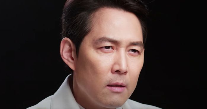 lee-jung-jae-confesses-learning-a-lot-of-things-in-squid-game-because-of-jung-ho-yeon
