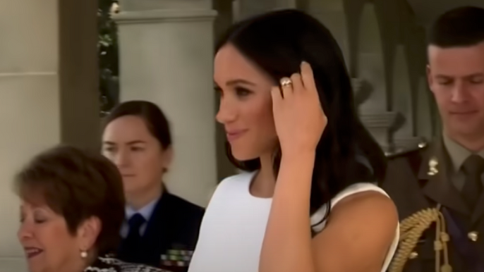 palace-to-fire-back-at-prince-harry-and-meghan-markle-royals-reportedly-sitting-on-the-bullying-report-that-is-highly-critical-of-the-duchess-of-sussex