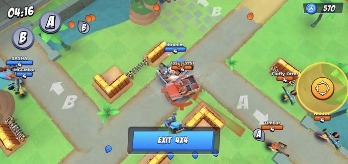 Driving a 4x4 in Boom Beach: Frontlines