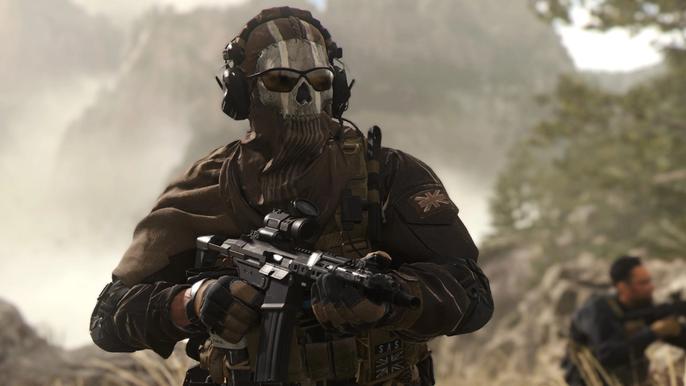 Ghost from Modern Warfare 2 holding gun