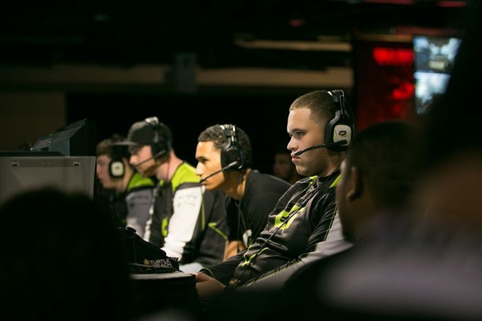 OpTic Nation competing on Ghosts. Image courtesy of MLG/Enrique Espinoza
