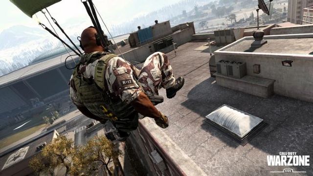 Warzone Operator Dropping Onto Building Rooftop