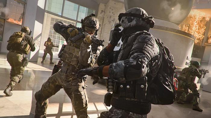 Modern Warfare 2 players fighting inside building