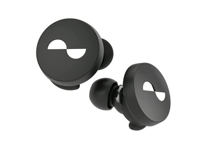 Best earbuds with a mic Nuratrue, product image of black and white earbuds 