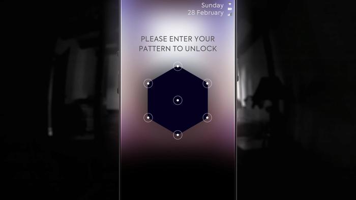 Doctor Who: The Lonely Assassins screenshot - phone pattern unlock screen