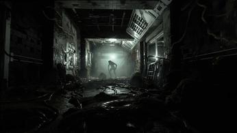 Image of a monster at the end of a hallway in The Callisto Protocol.