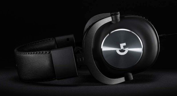 Best gift ideas for gamers - Logitech product image of a black wireless headset.