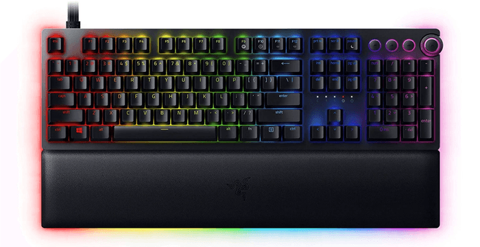 best keyboard, image of a black gaming keyboard with backlighting