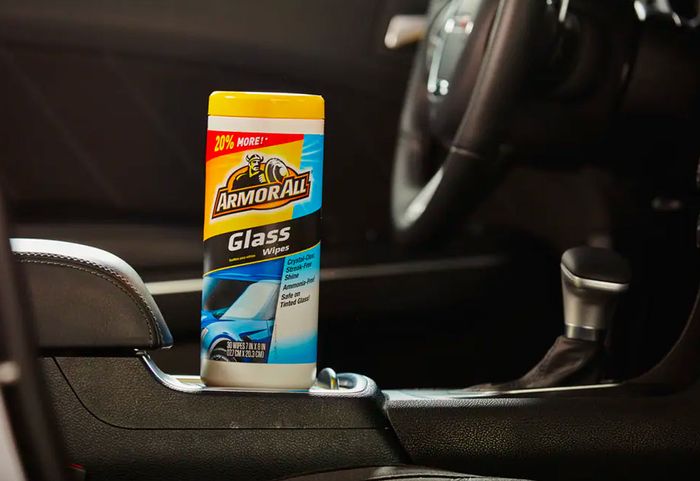 Best car window cleaner Armor All Glass Wipes product image of a yellow, blue, and white container containing wipes.