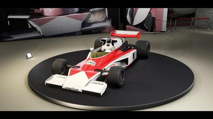1976 McLaren F1 2019