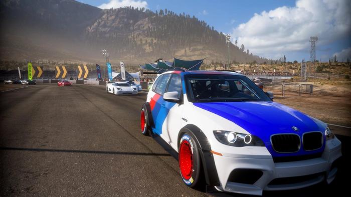 Forza Horizon 5 racing