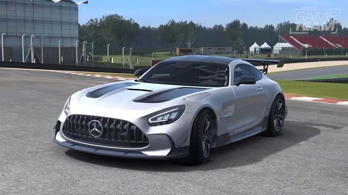Real Racing 3 update 10.6 Mercedes-AMG GT Black Series