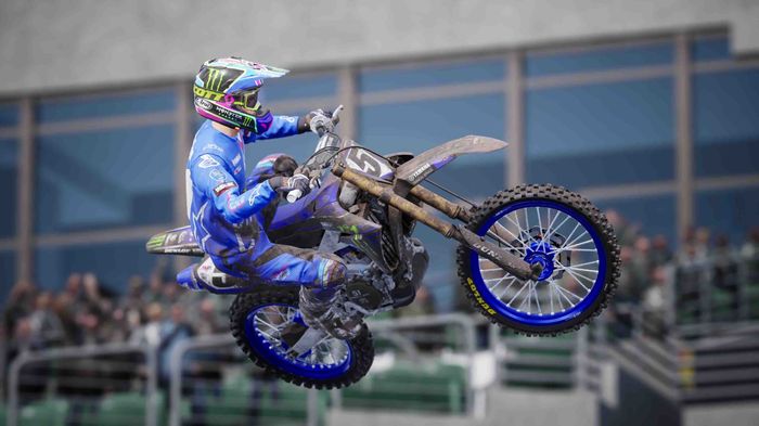 Monster Energy Supercross 4 - get some big air on your bike