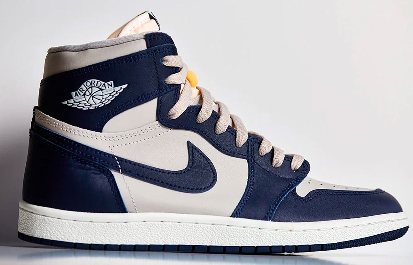 navy blue and white jordans 1