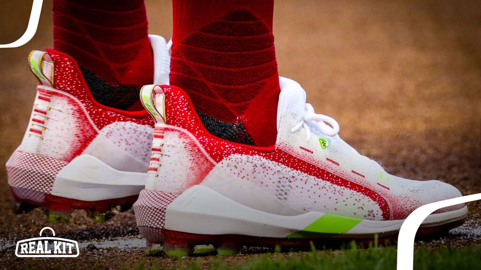 under armour red cleats