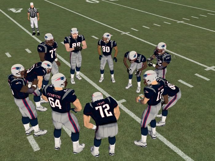 IN IT TOGETHER - Madden 2003 was the first EA Sports title to go online