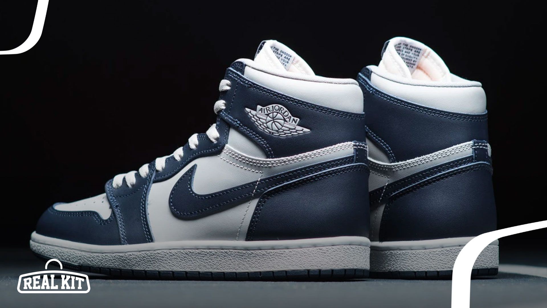 Navy blue and light blue best sale jordan 1